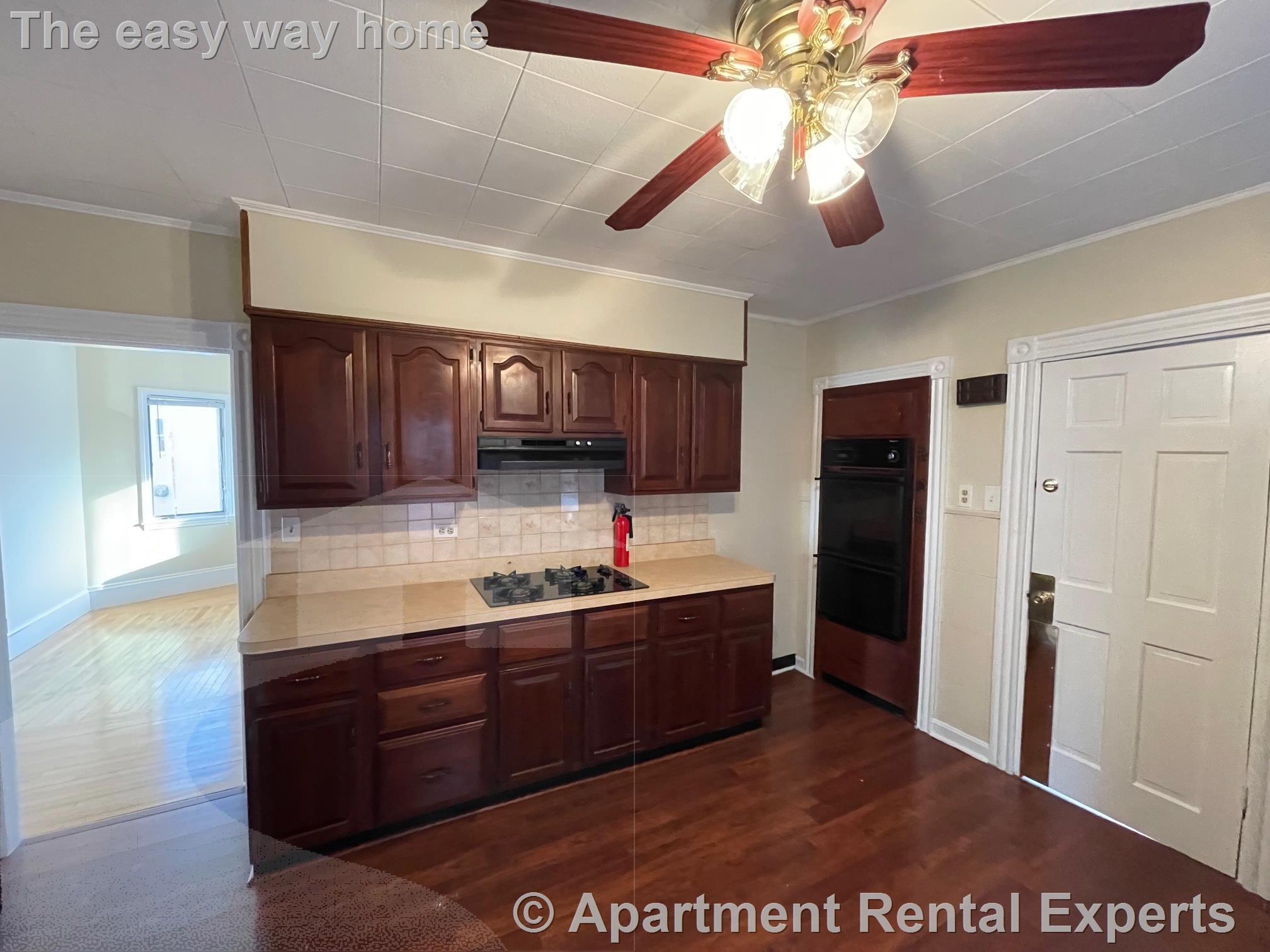 1272 Broadway, Teele Square