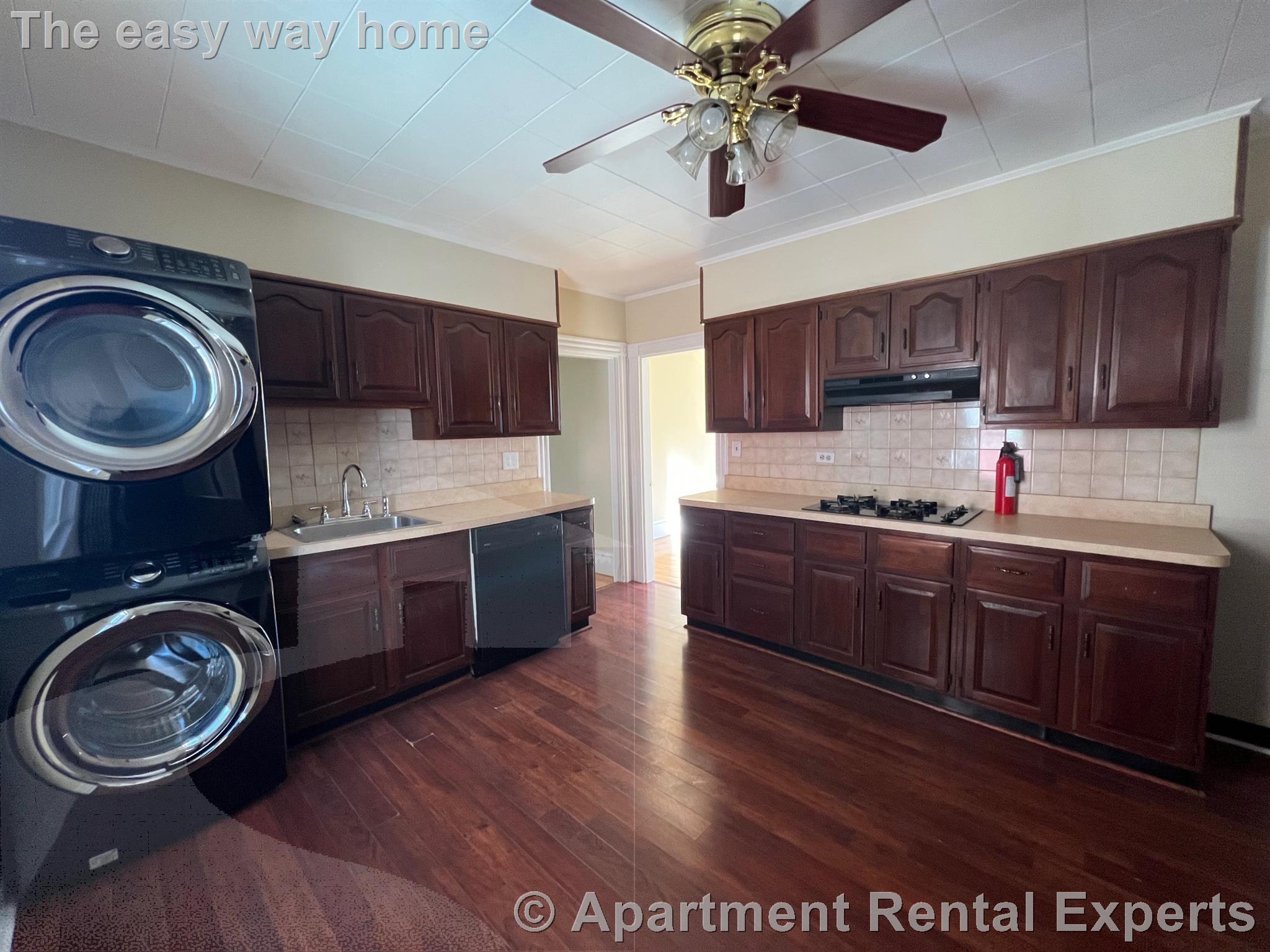 1270-1272 Broadway, Teele Square