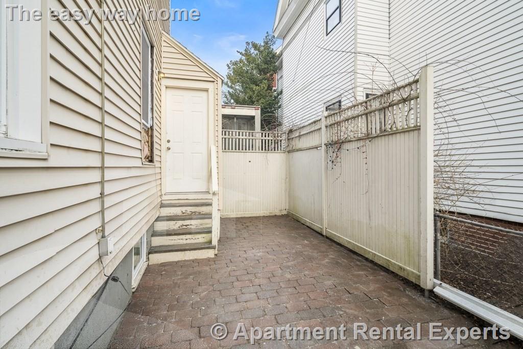 38 Myrtle Ave, Harvard Square