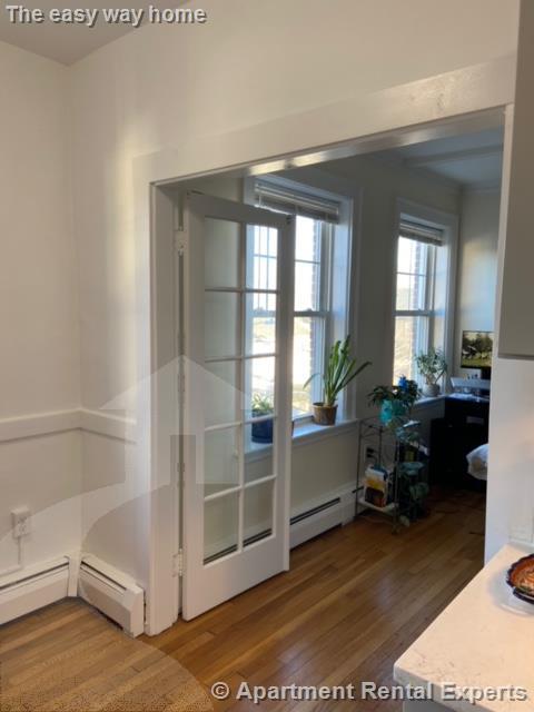 36 College Ave, Davis Square