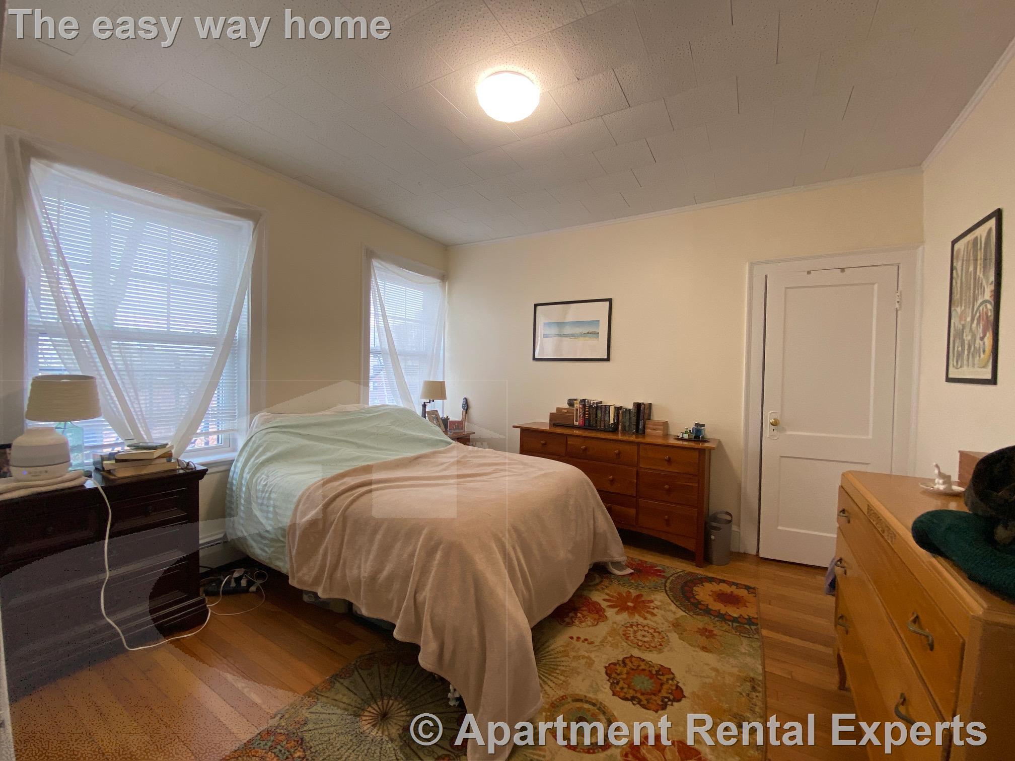 36 College Ave, Davis Square