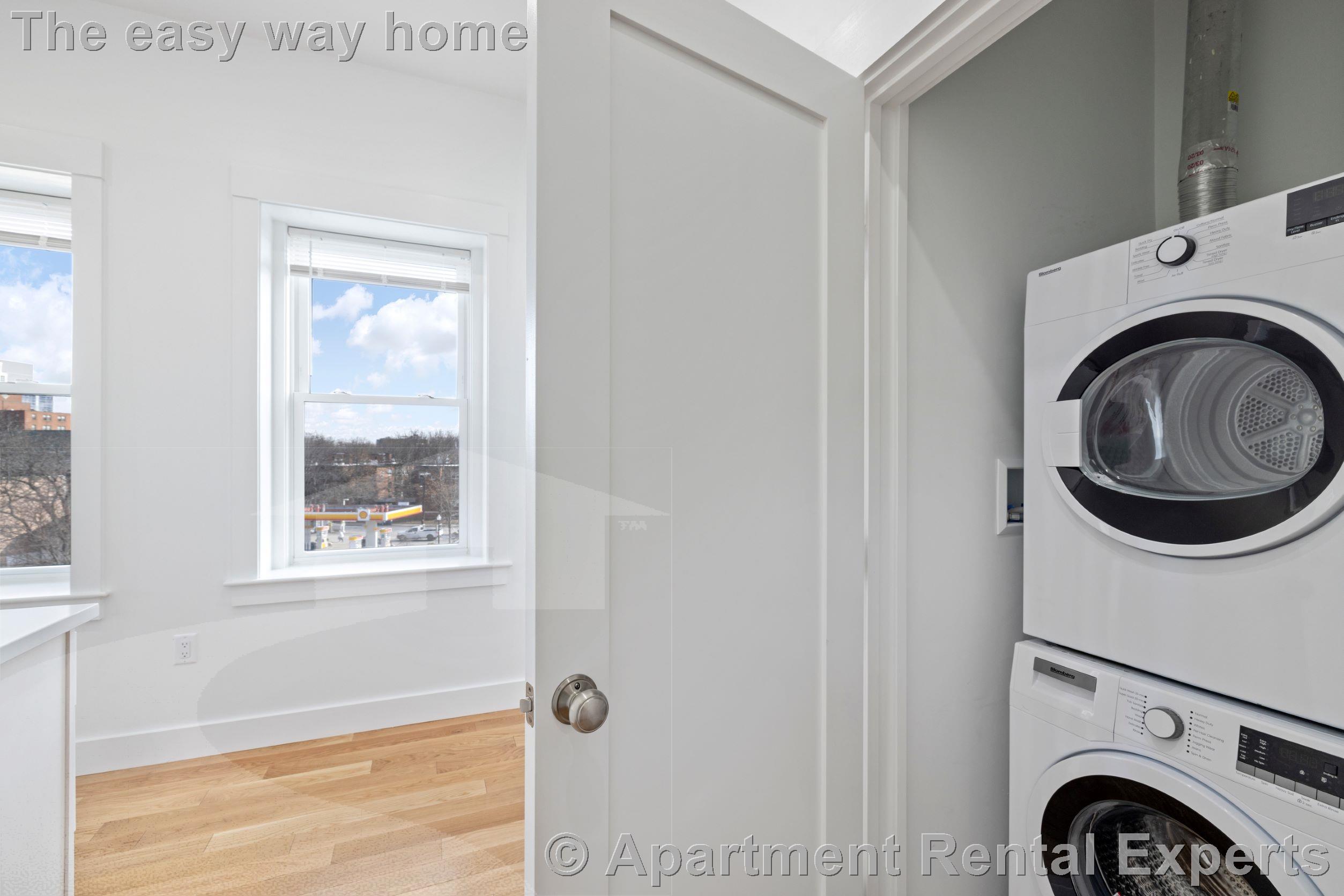 406 Columbia St, Central Square