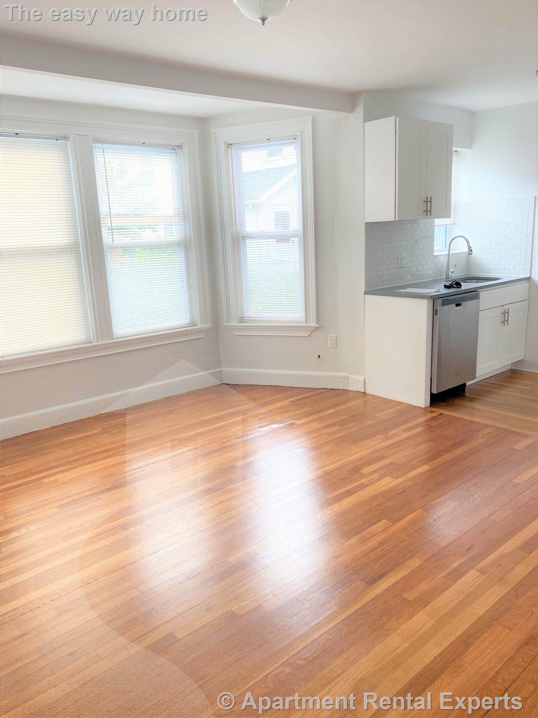 107 Summer St, Malden Center