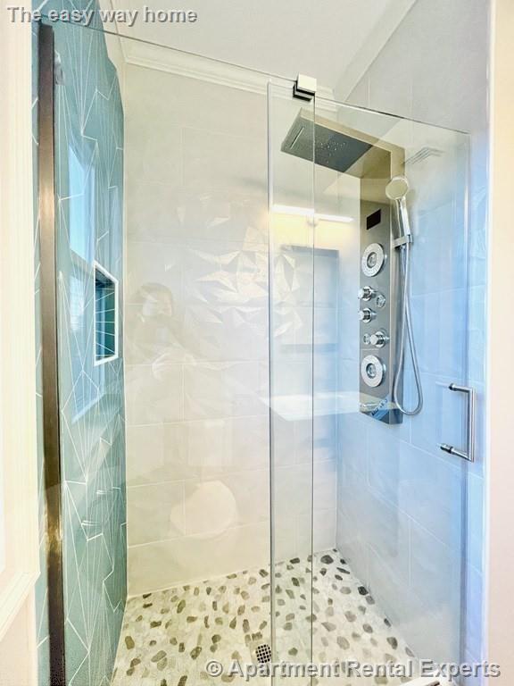 28 Wolcott Rd, Chestnut Hill