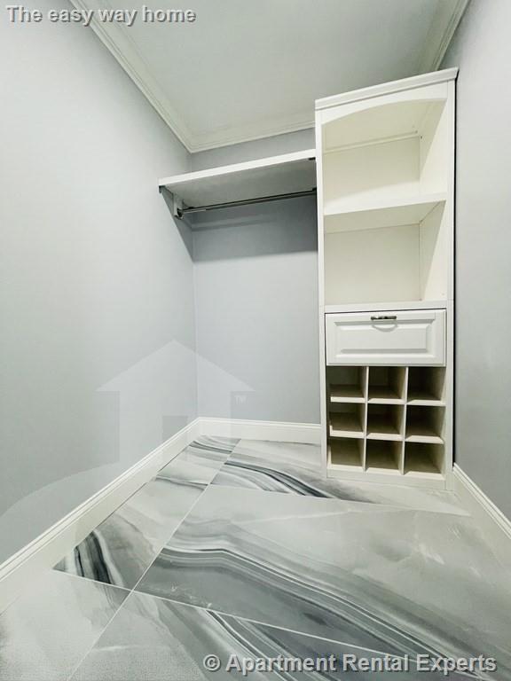 28 Wolcott Rd, Chestnut Hill