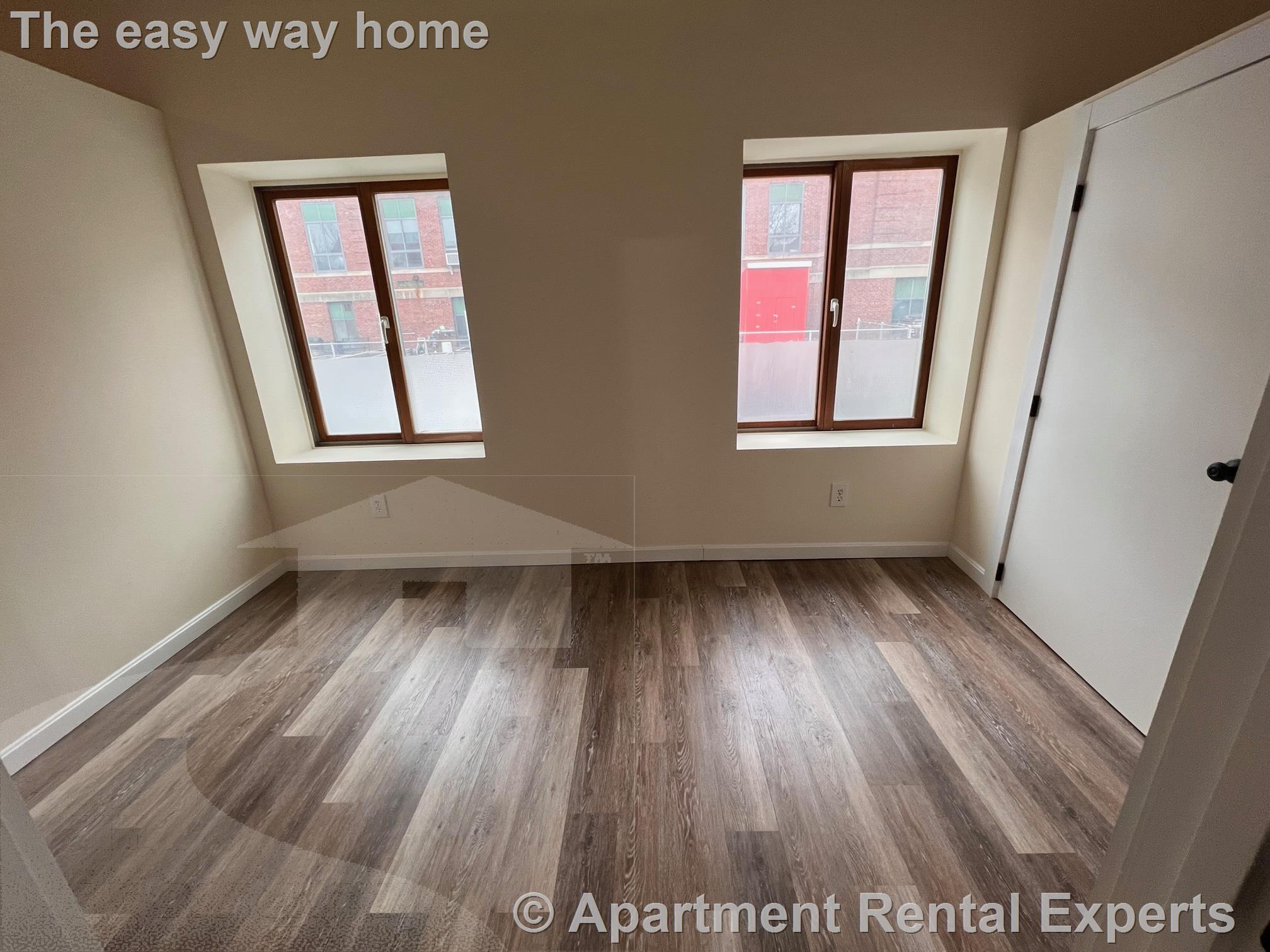 30 Cross St, East Somerville