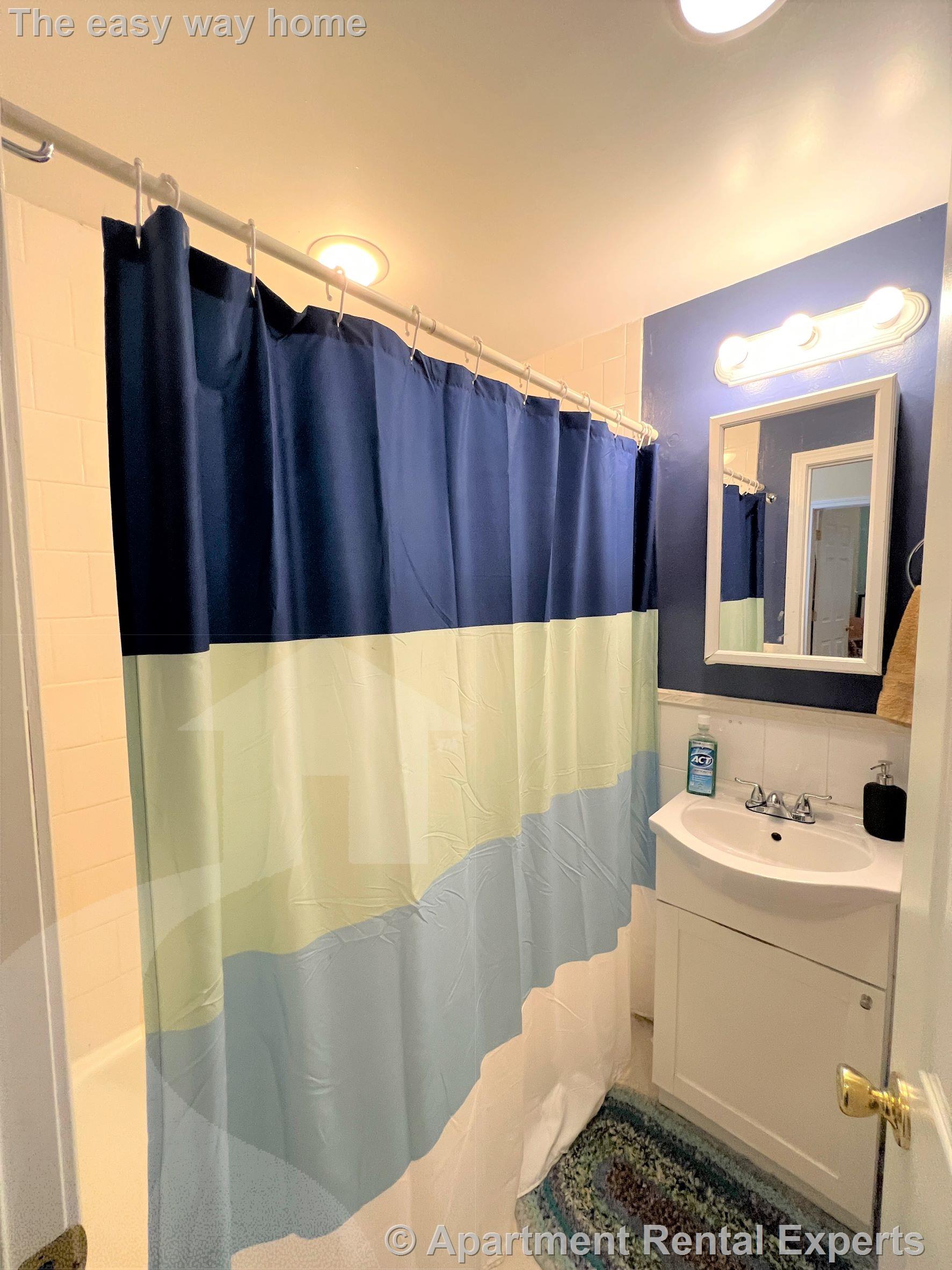 1298 Broadway, Teele Square