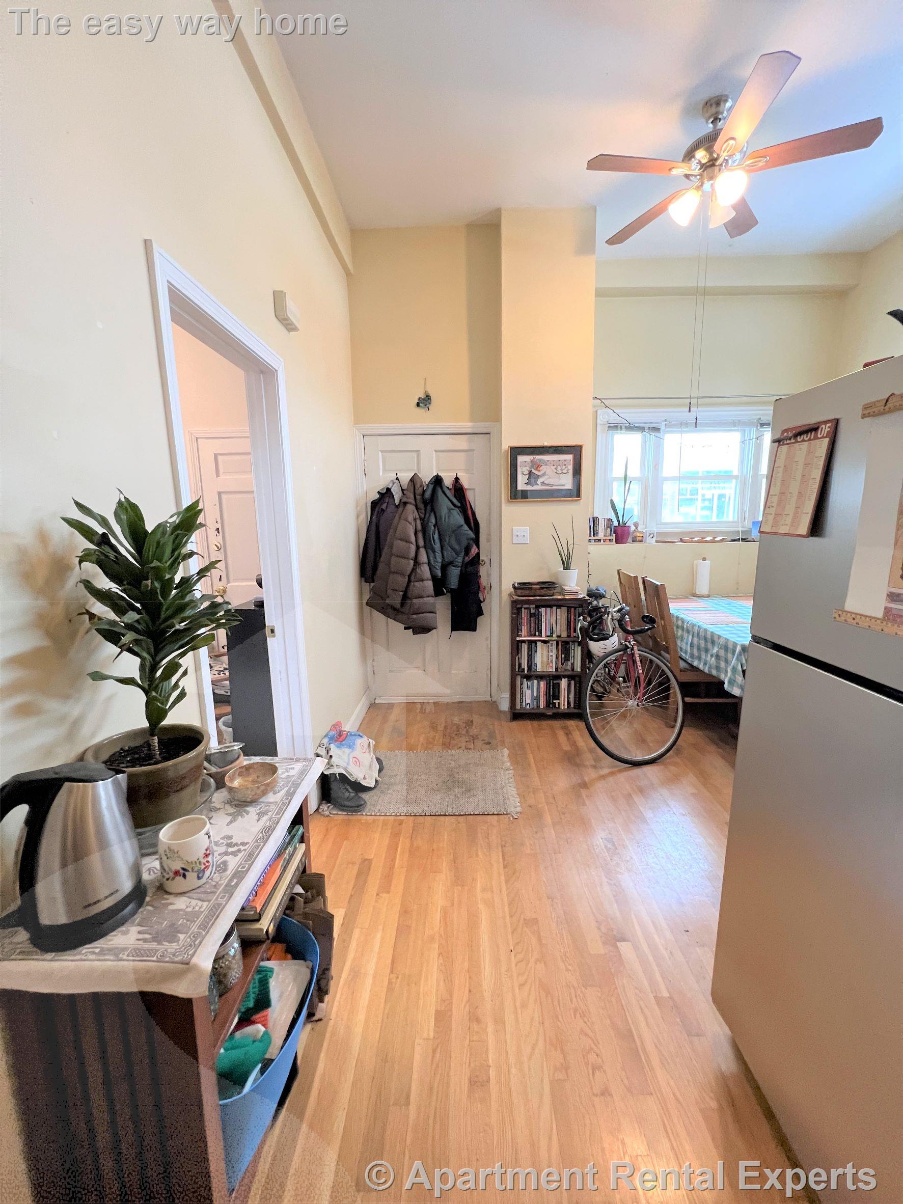 1298 Broadway, Teele Square