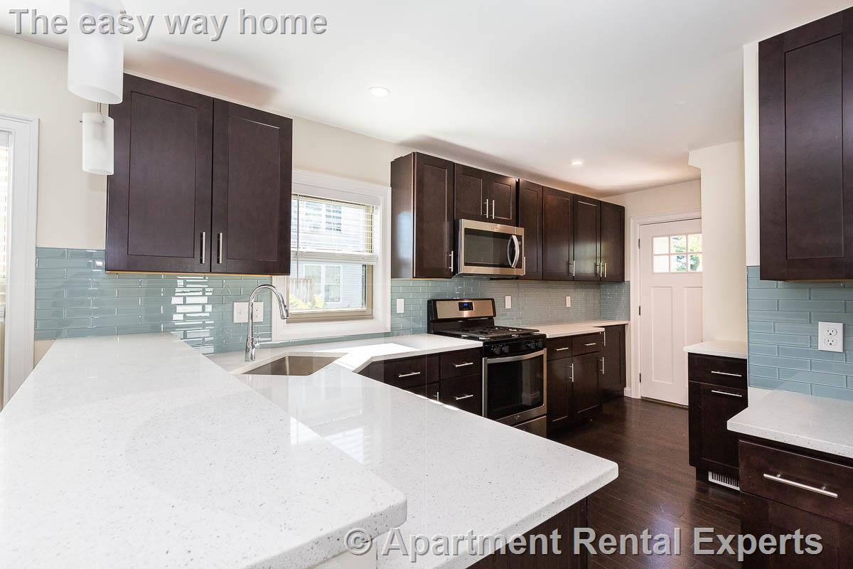 39 Harvard St, Tufts