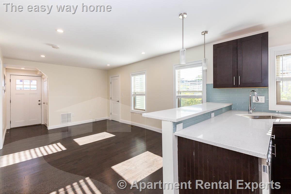 39 Harvard St, Tufts