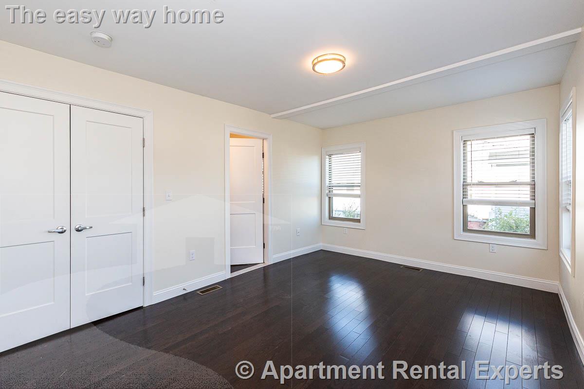 39 Harvard St, Tufts