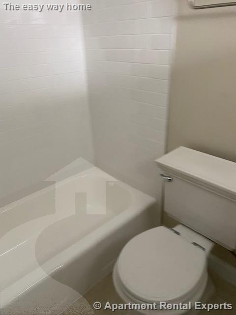 22R Reed St, North Cambridge