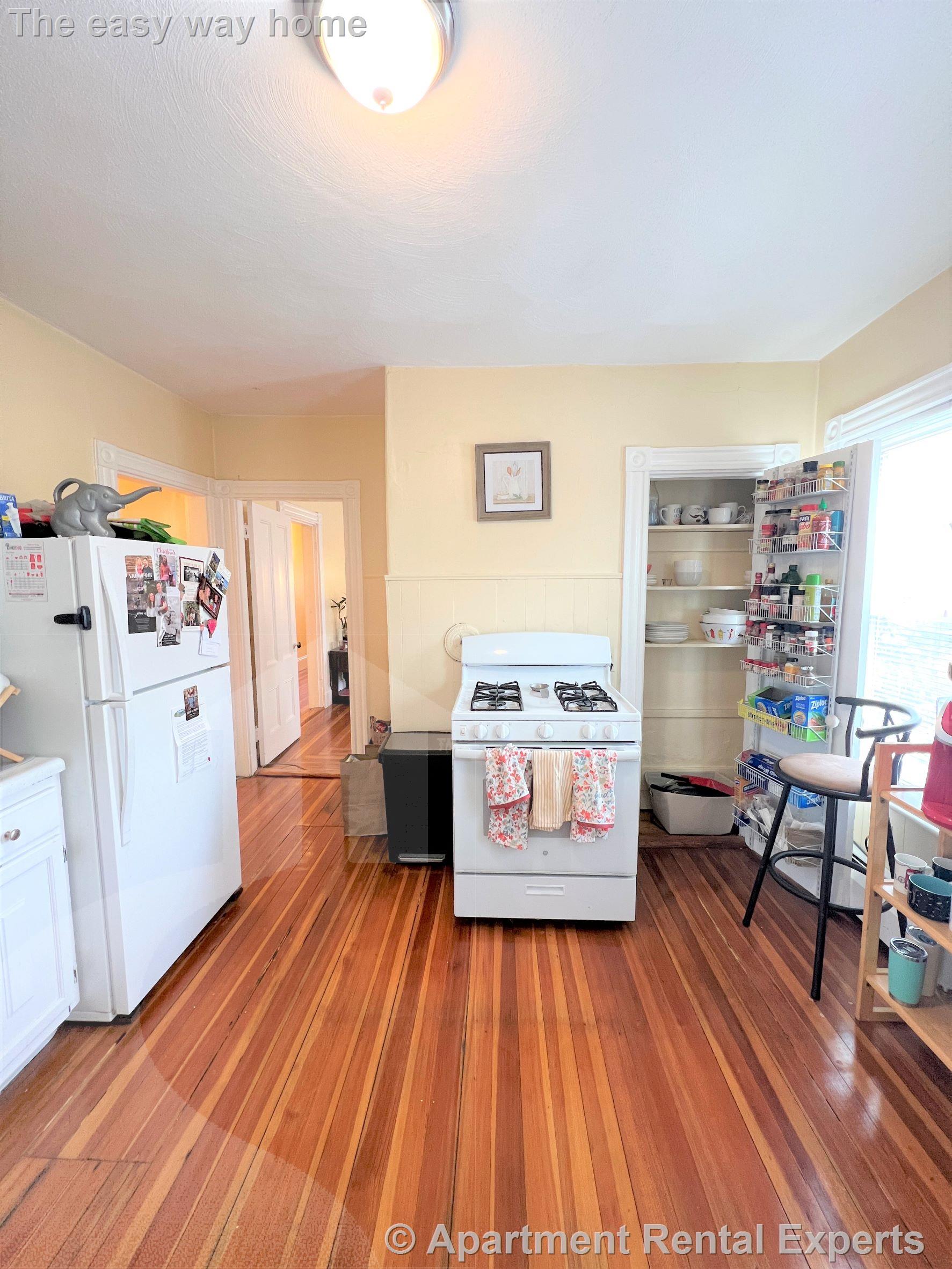 2 Gilson Ter, Porter Square