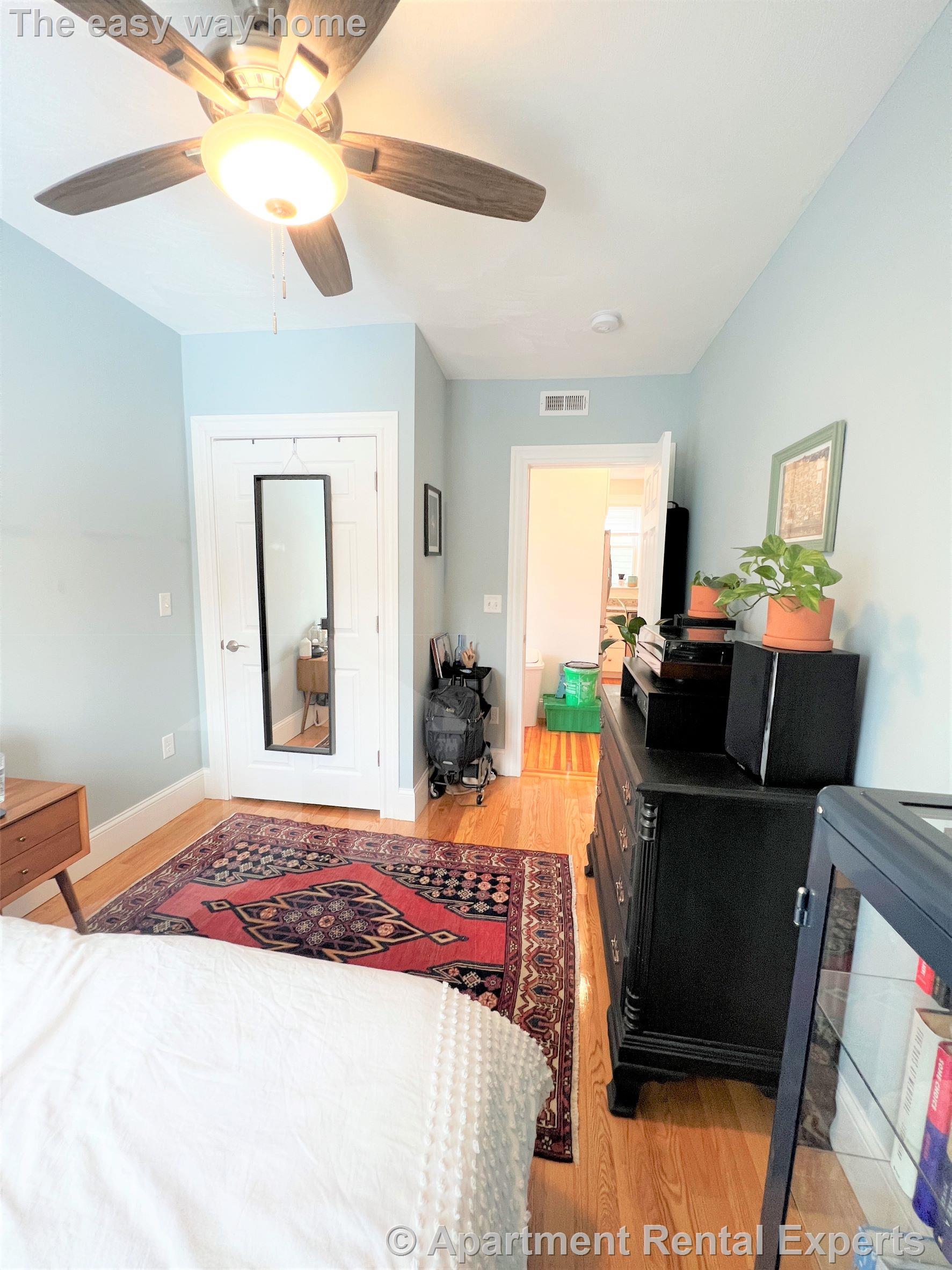 307 Highland Ave, Davis Square