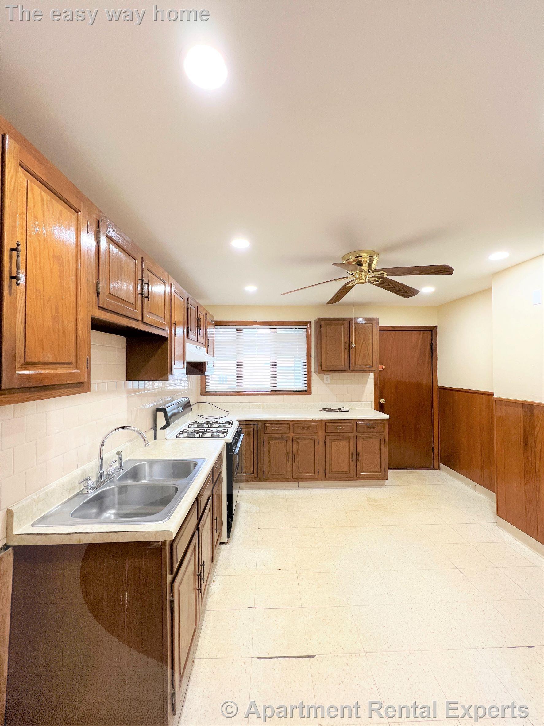 227 Holland St, Davis Square