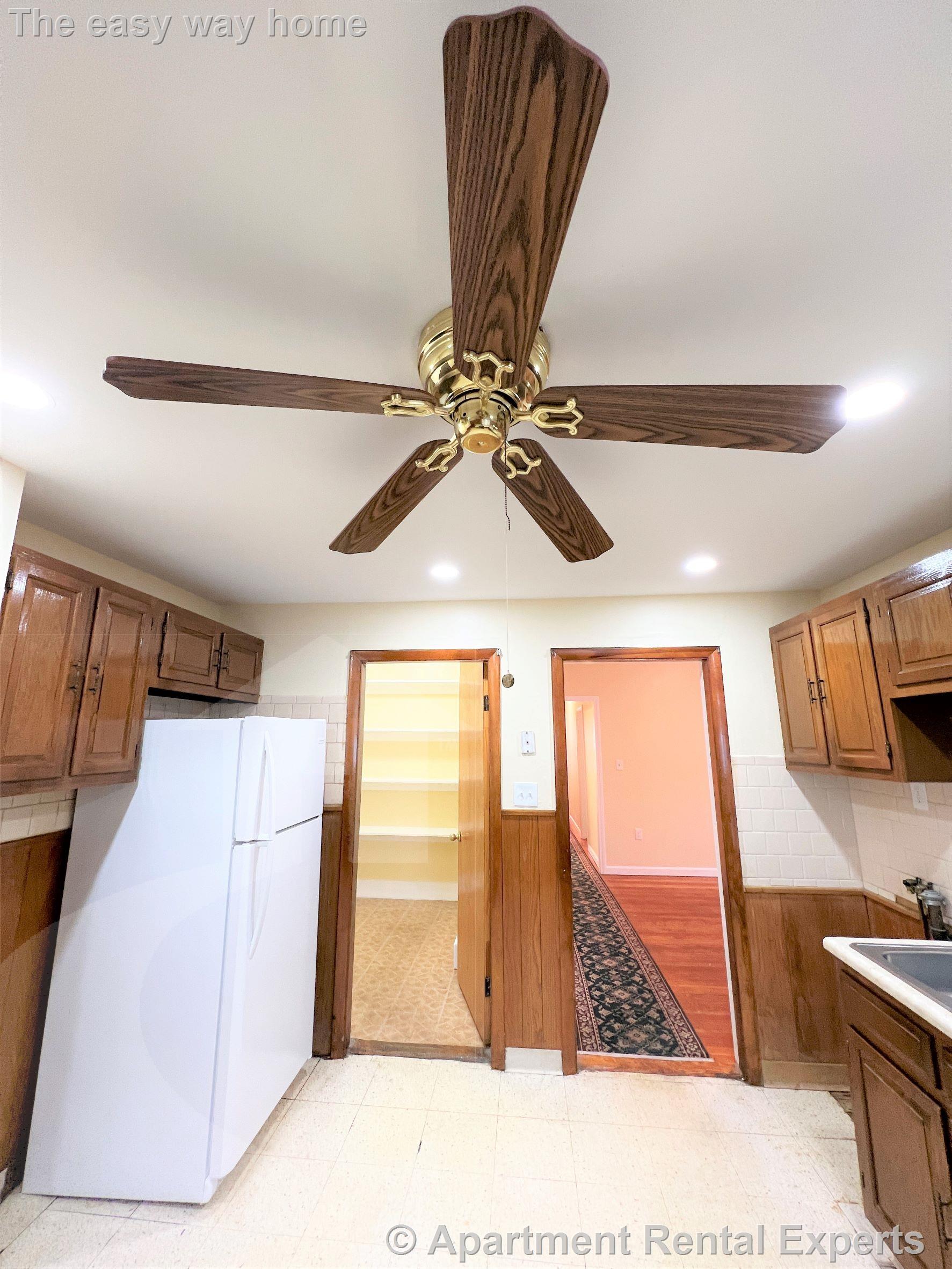 227 Holland St, Davis Square