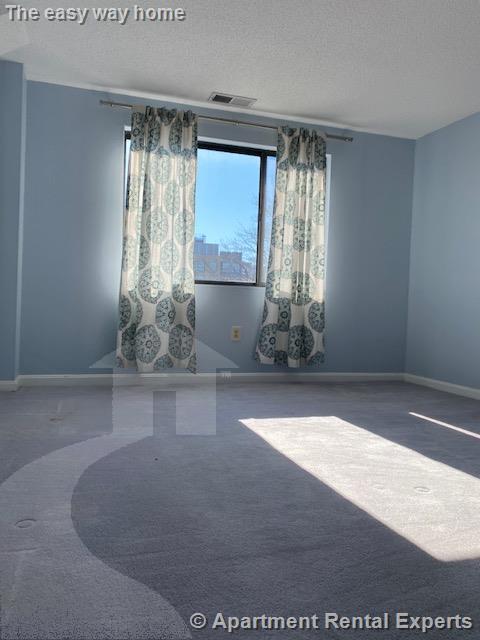 30 Revere Beach Pkwy, Wellington