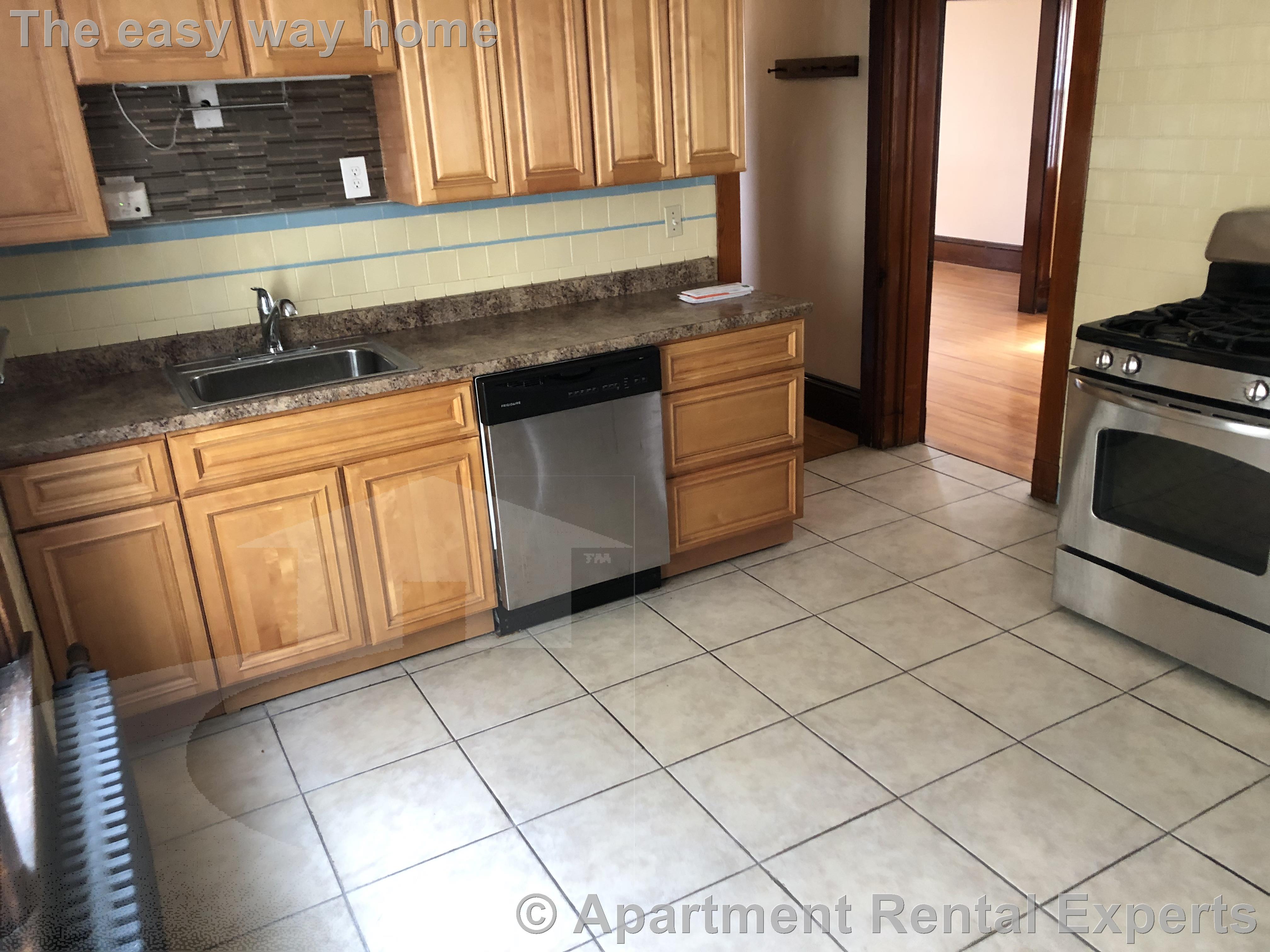 26 Pennsylvania Ave, East Somerville