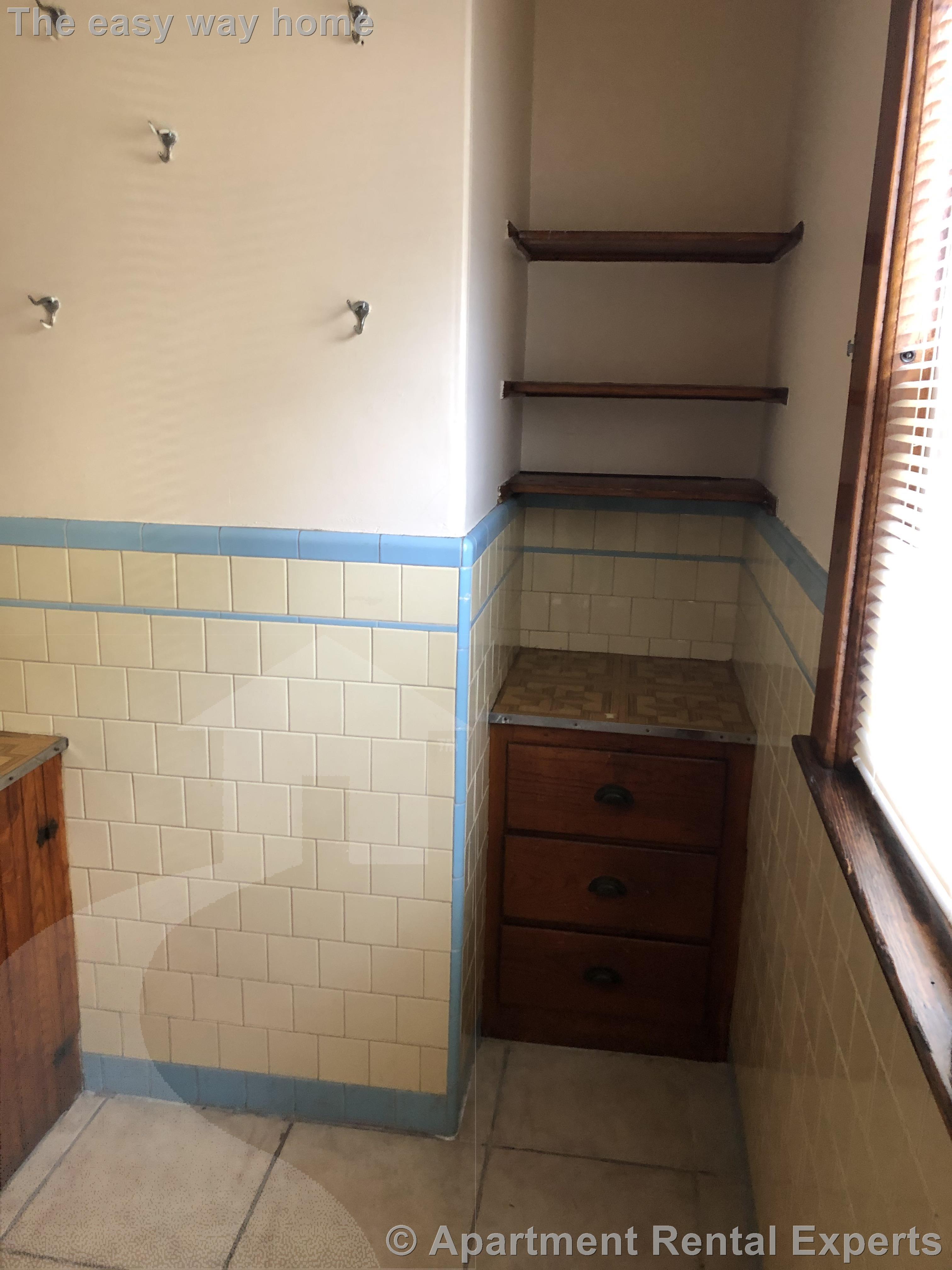 26 Pennsylvania Ave, East Somerville