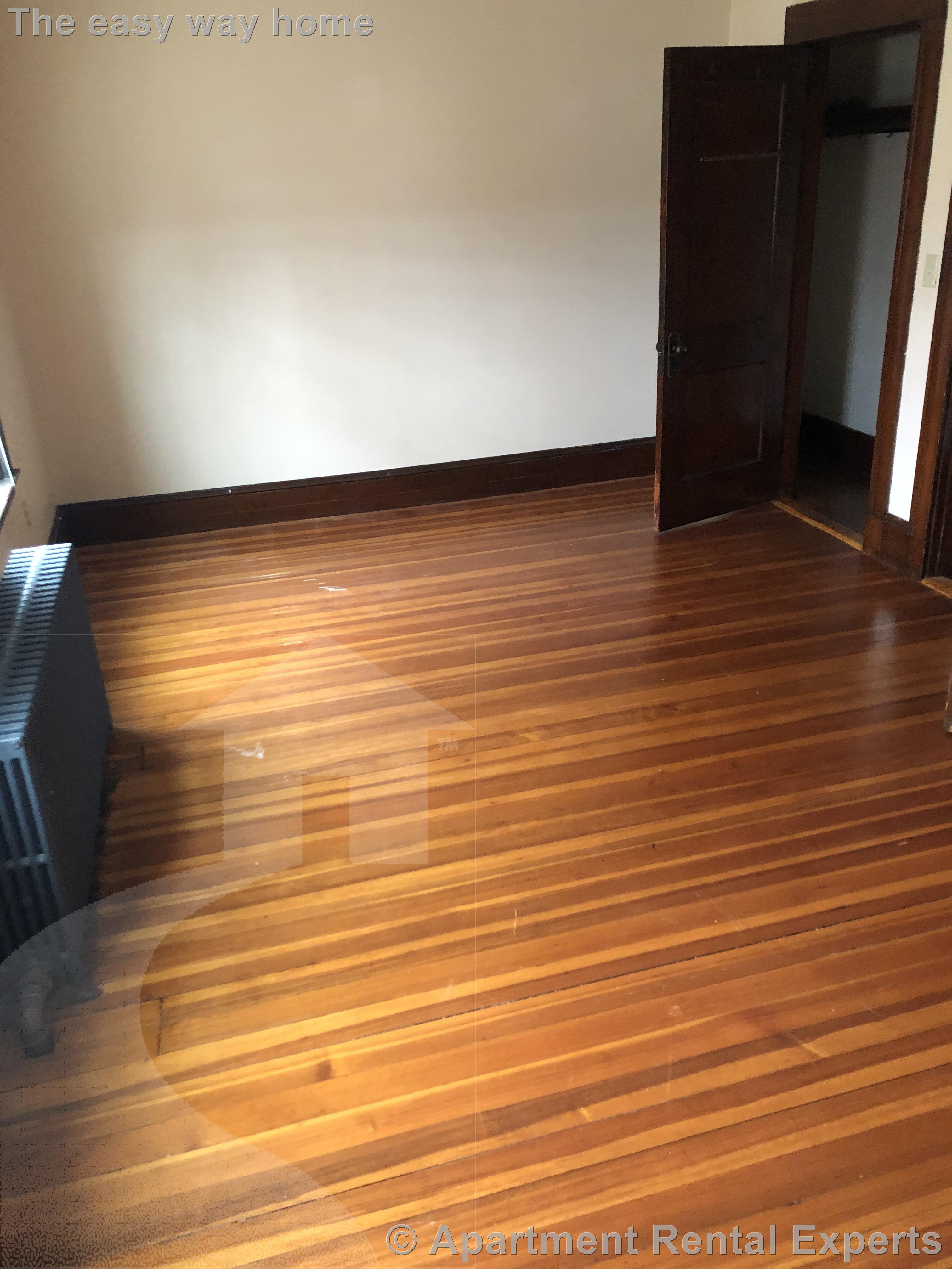 26 Pennsylvania Ave, East Somerville