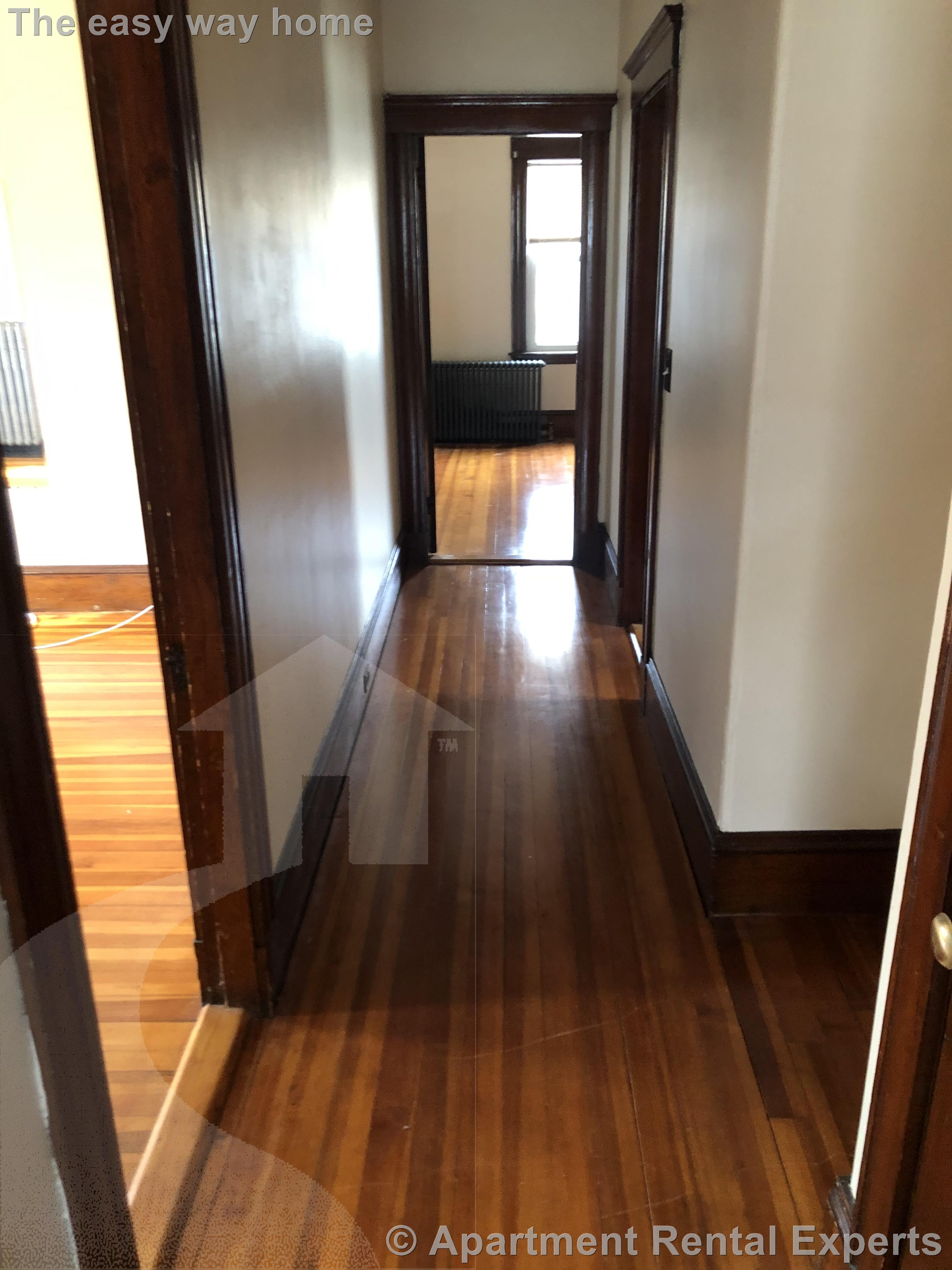 26 Pennsylvania Ave, East Somerville