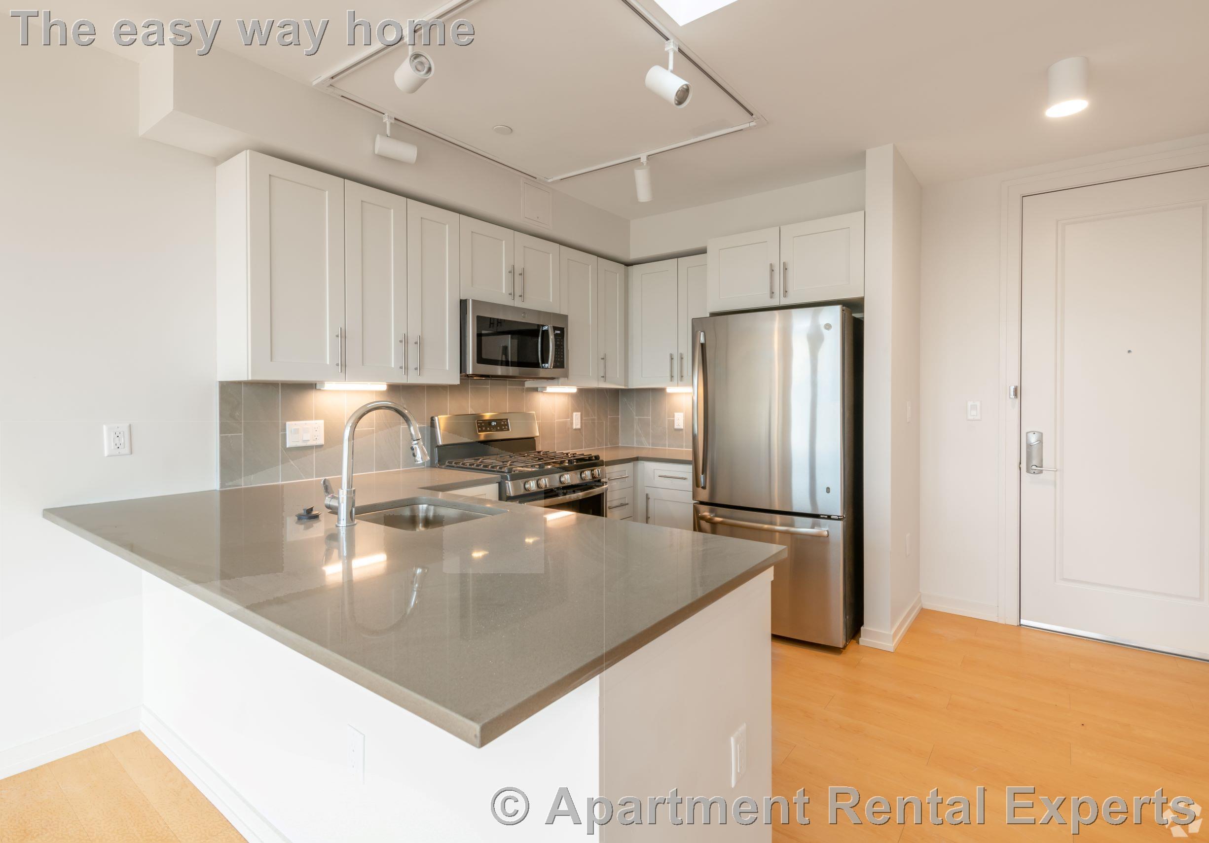 77 New St, Fresh Pond