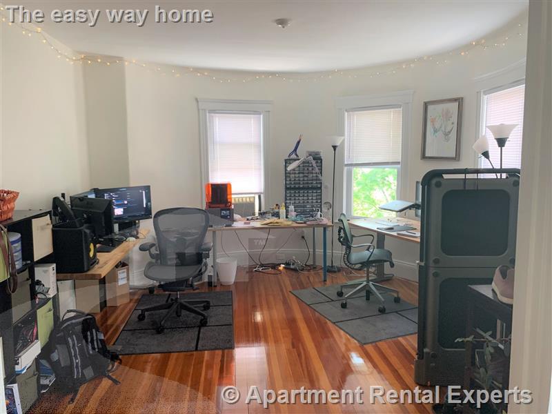 11 Myrick St, Allston