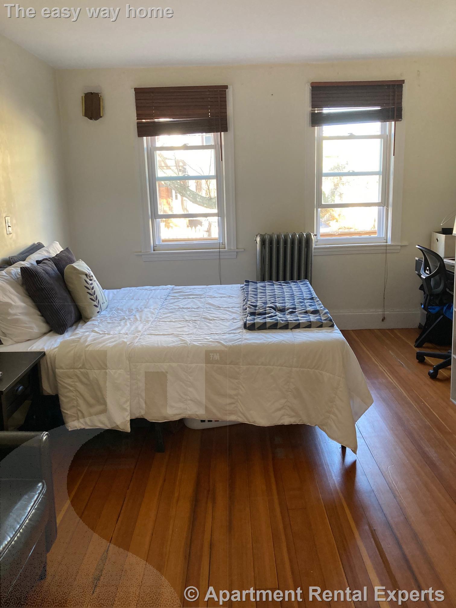 216 Norfolk St, Central Square