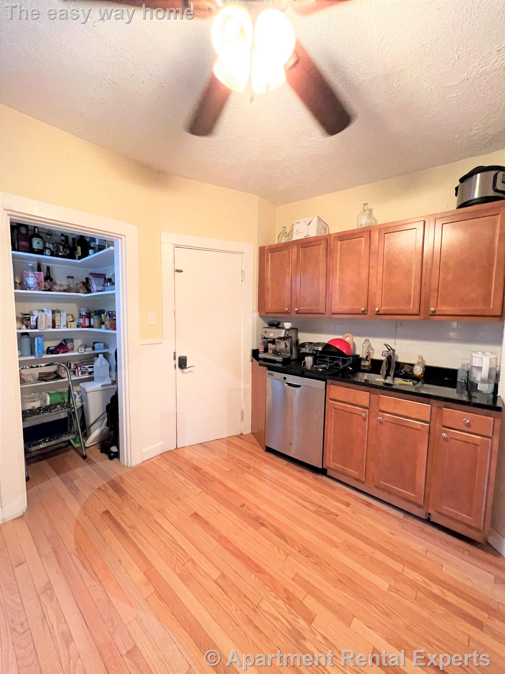 59 Cedar St, Porter Square