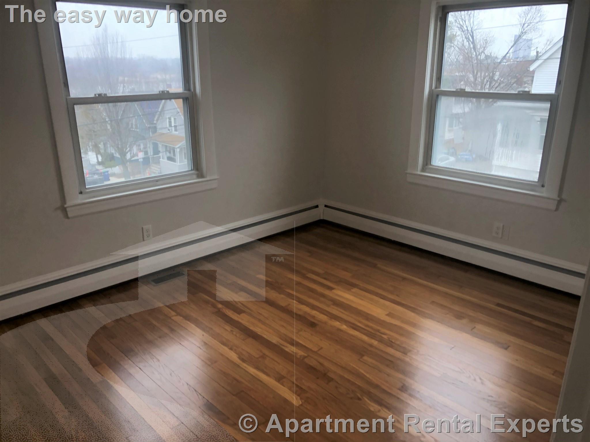 98 Moreland St, Winter Hill