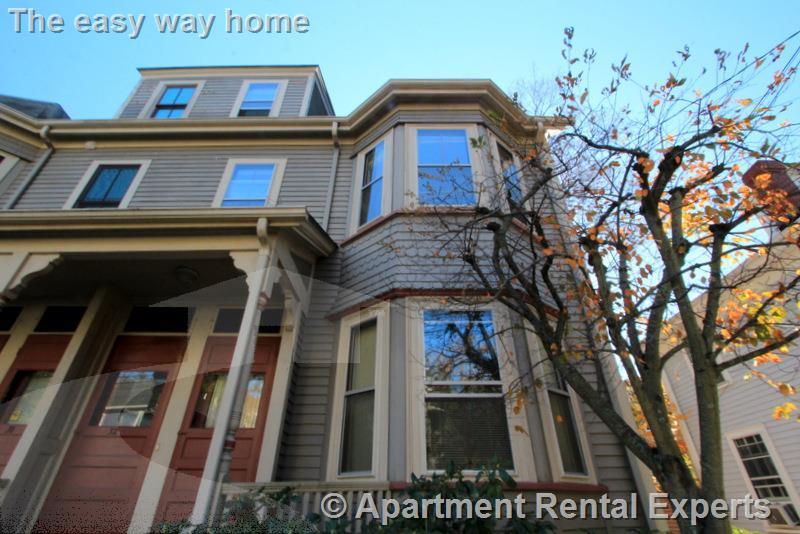 32 Healey St, Harvard Square