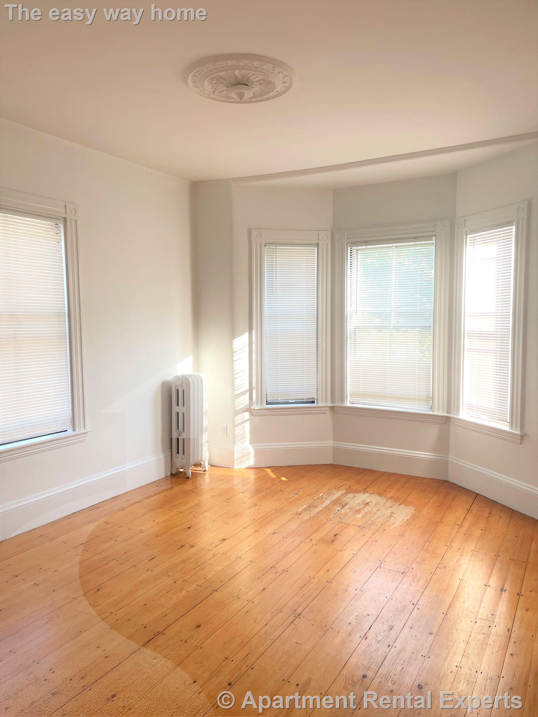 32 Healey St, Harvard Square