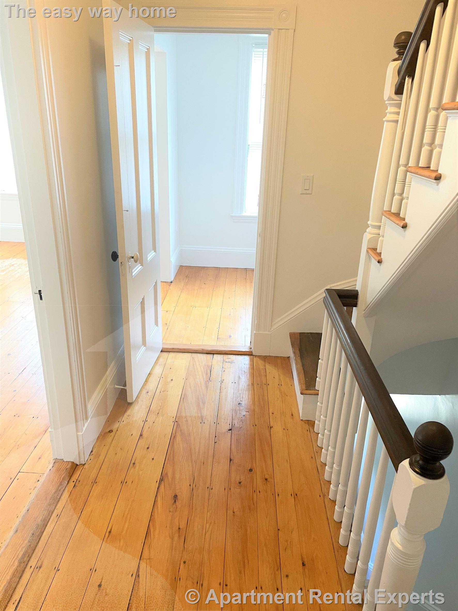 32 Healey St, Harvard Square