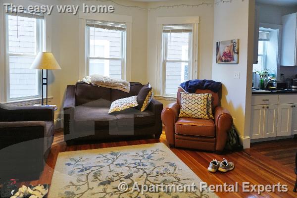 17 Ashland St, Porter Square