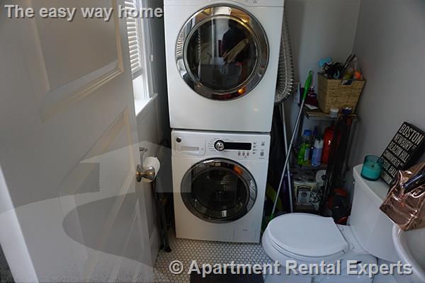 17 Ashland St, Porter Square