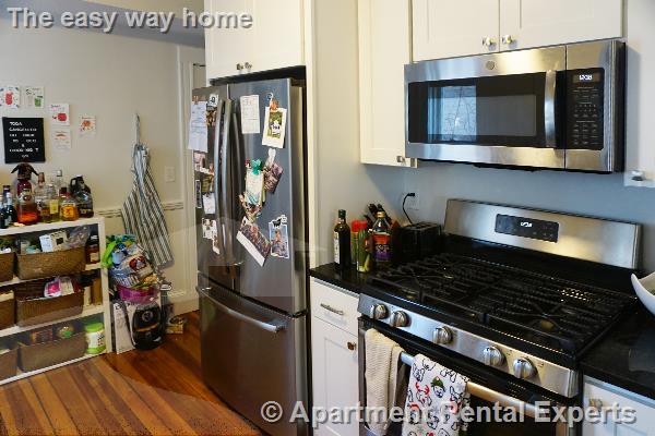 17 Ashland St, Porter Square