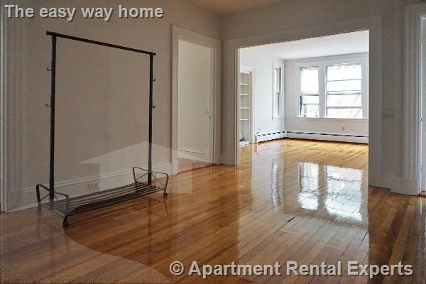 6 Arlington St, Porter Square