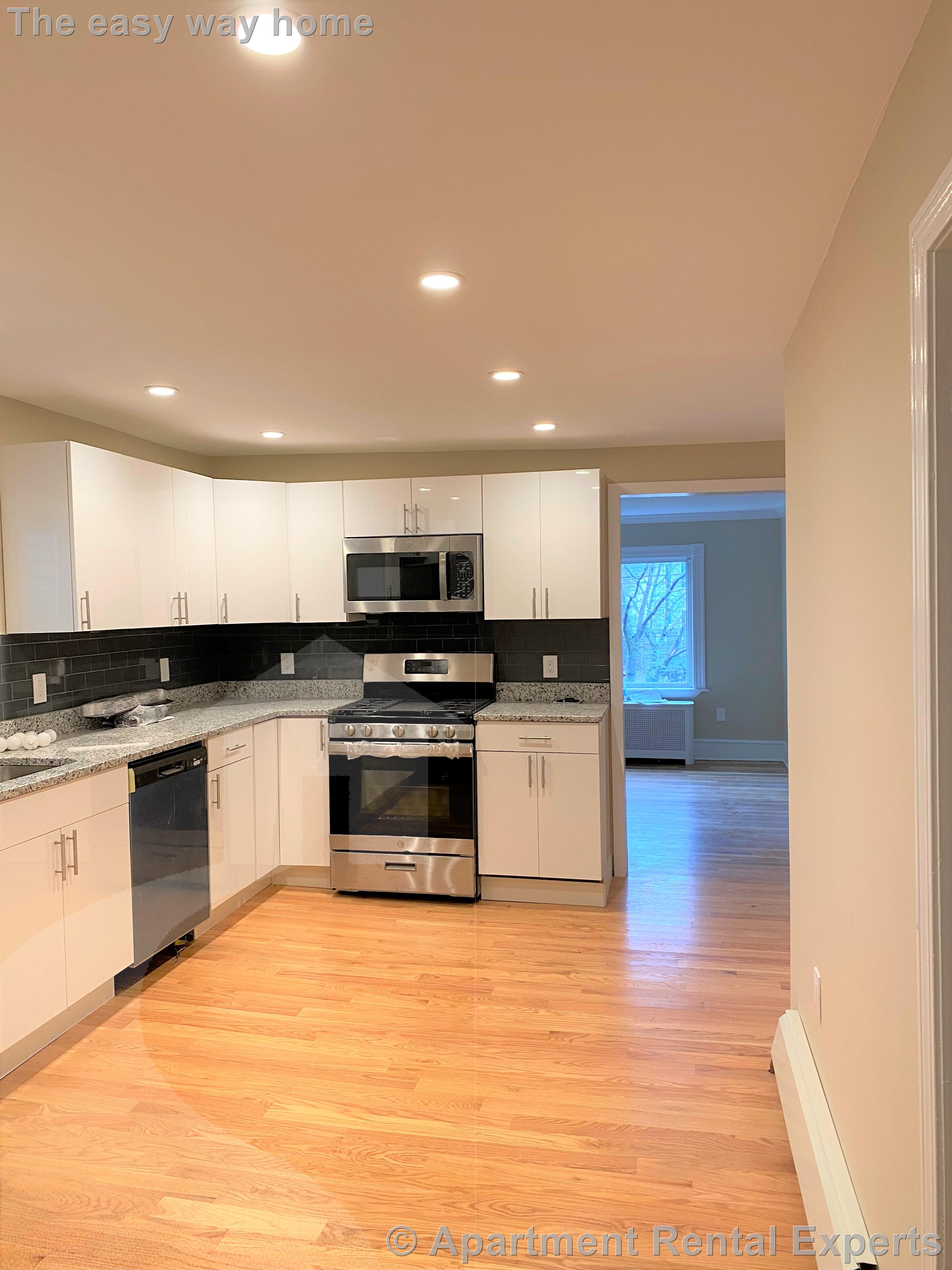 395 Washington St, Ward Two