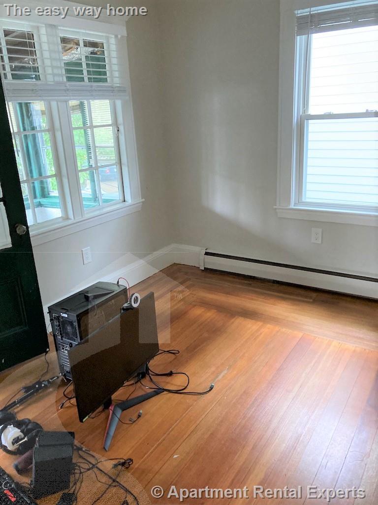 28 Fairmount Ave, Teele Square