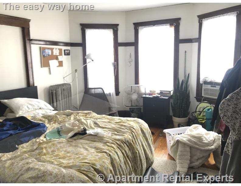 32 Adrian St, Inman Square