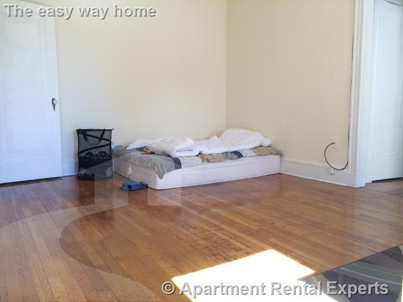 1610 Massachusetts Ave, Harvard Square