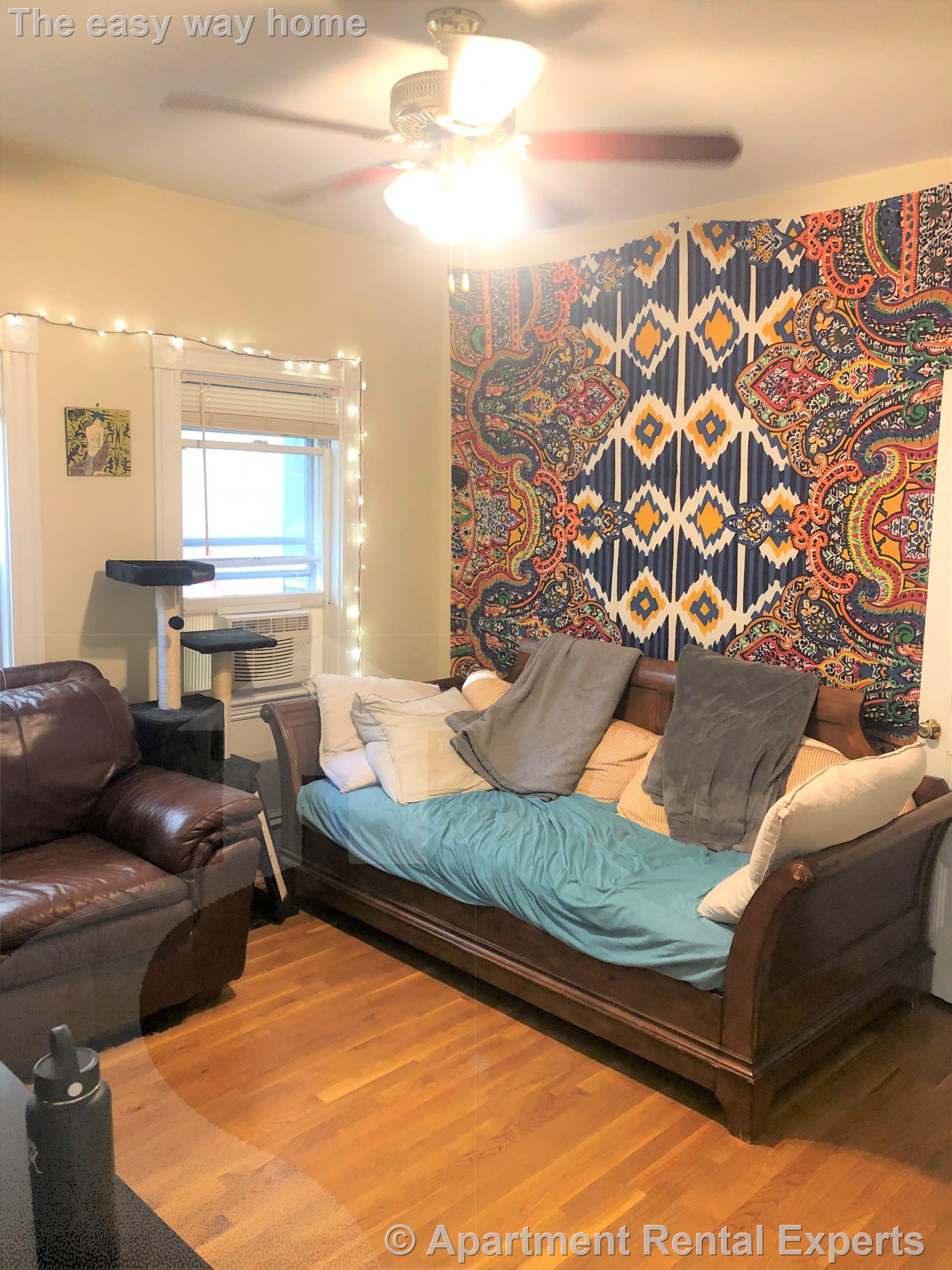 202 Pearl St, Winter Hill