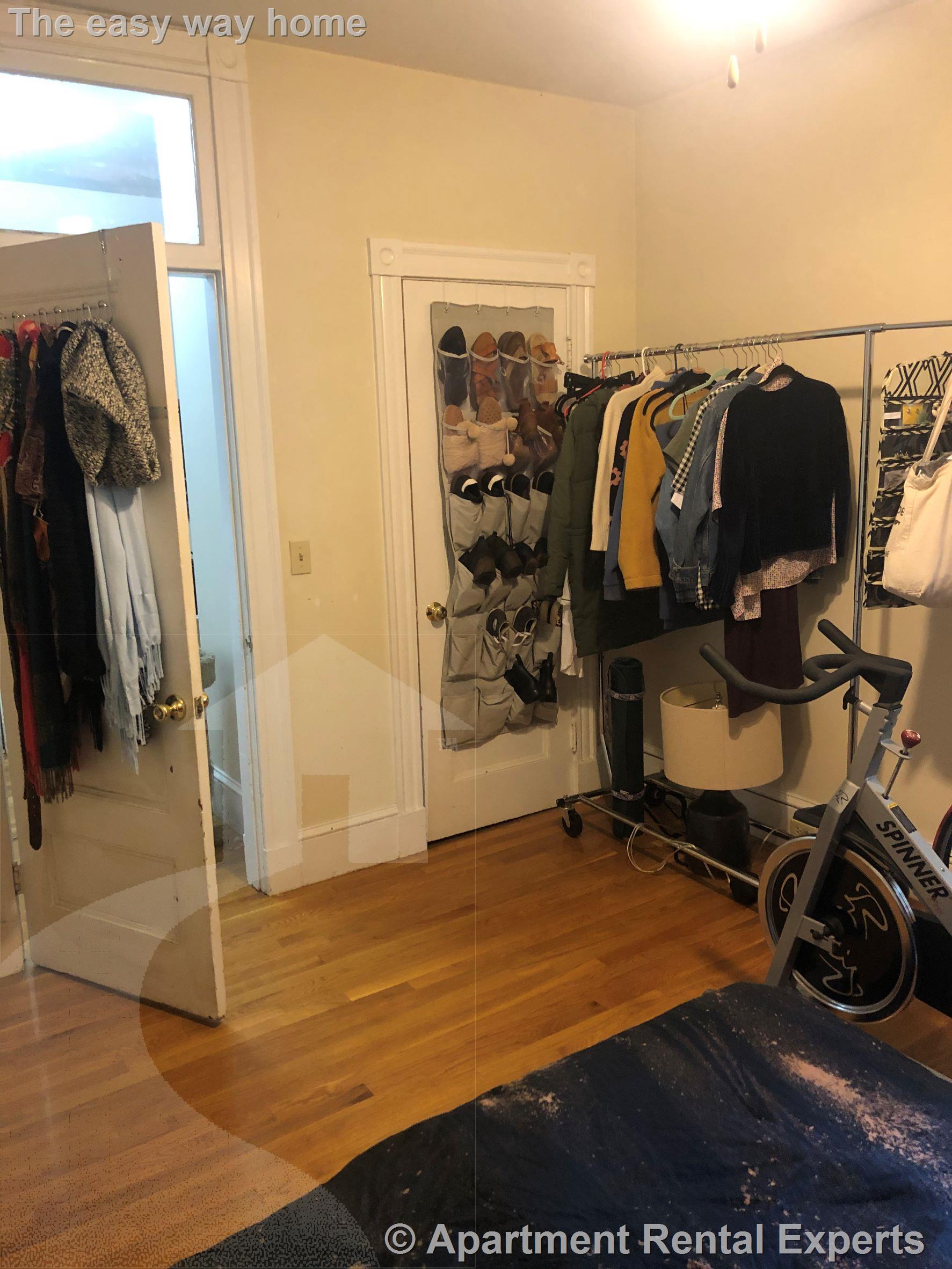 202 Pearl St, Winter Hill