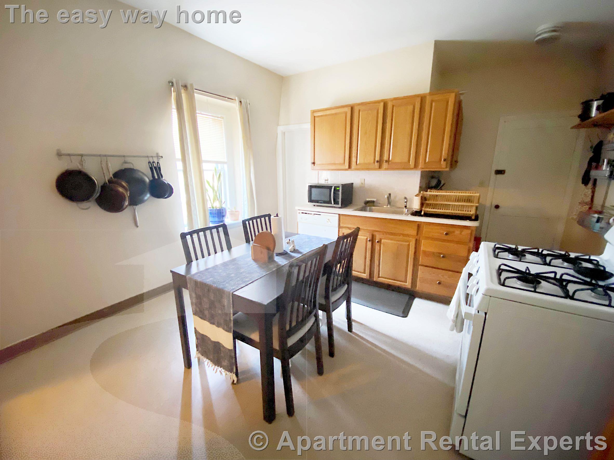 12 Cross St East, East Somerville