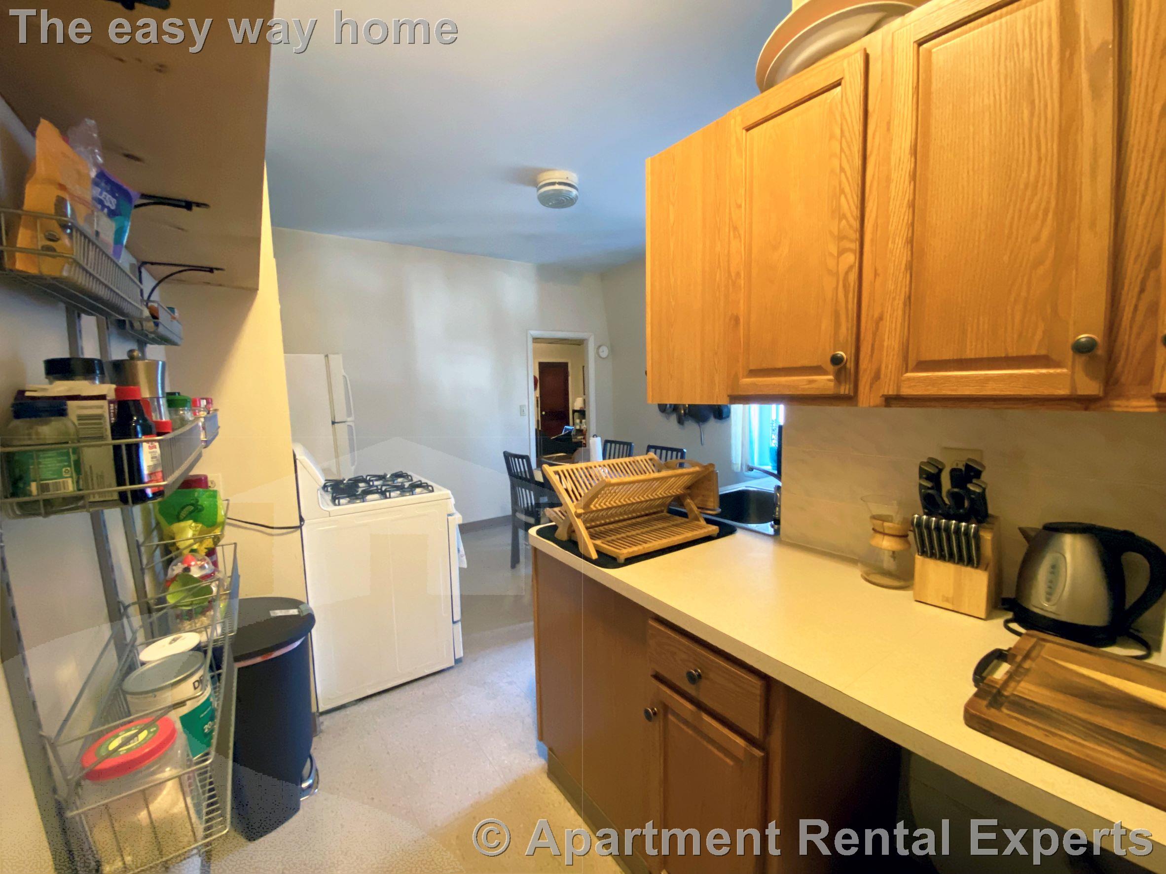 12 Cross St East, East Somerville