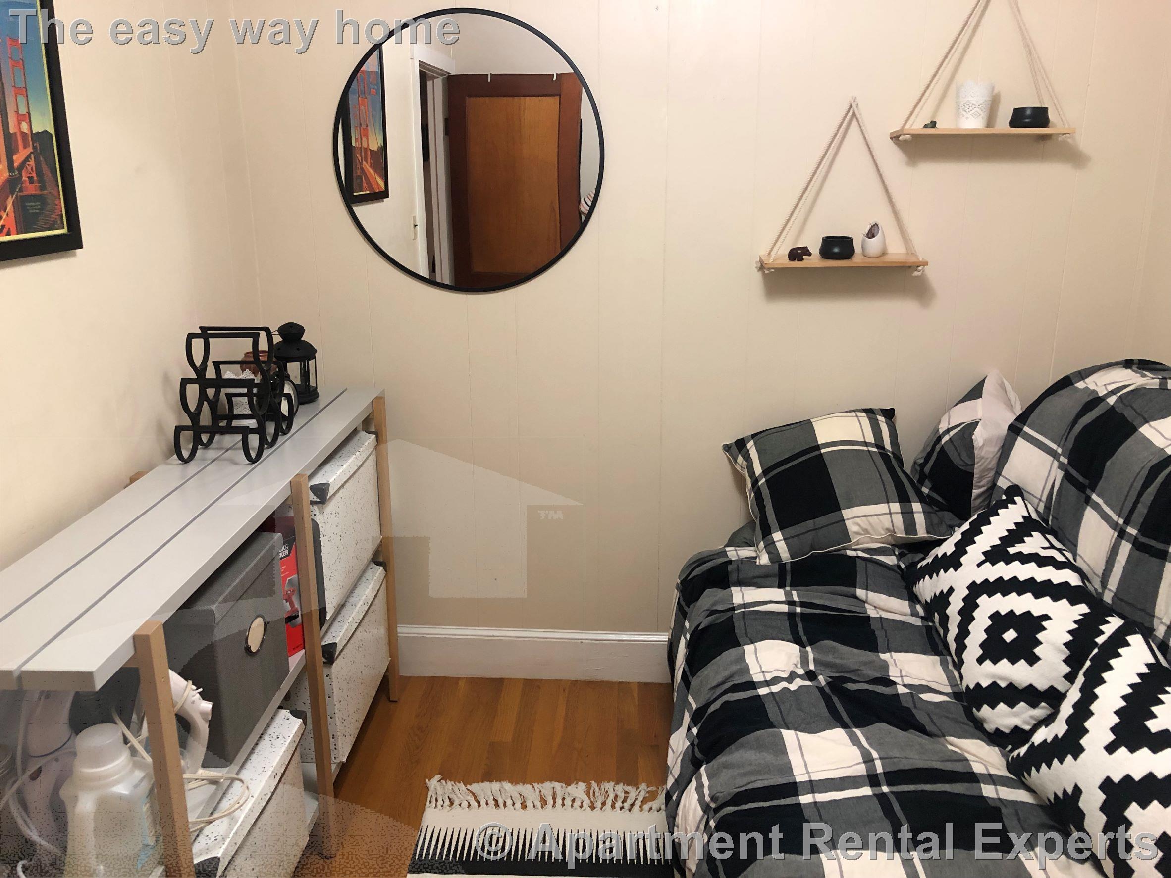 12 Cross St East, East Somerville