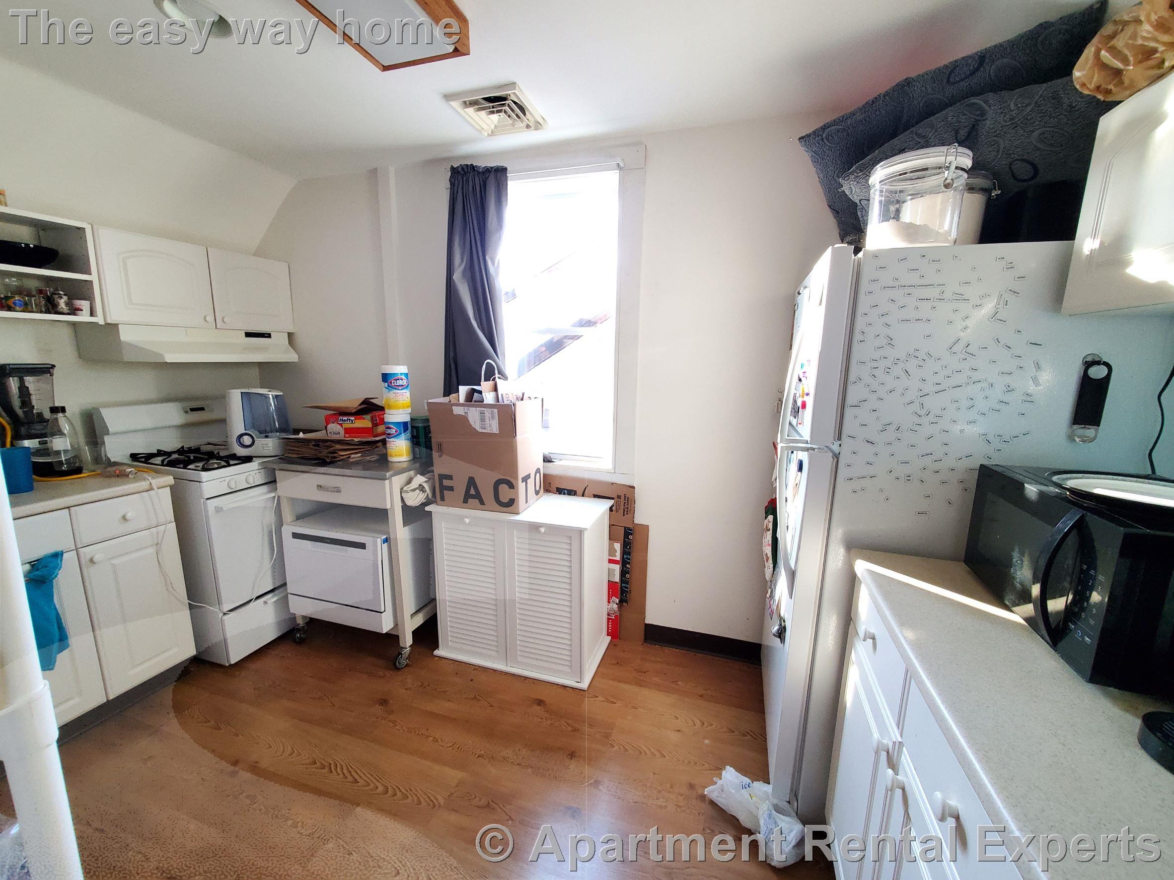 7 Jay St, Davis Square