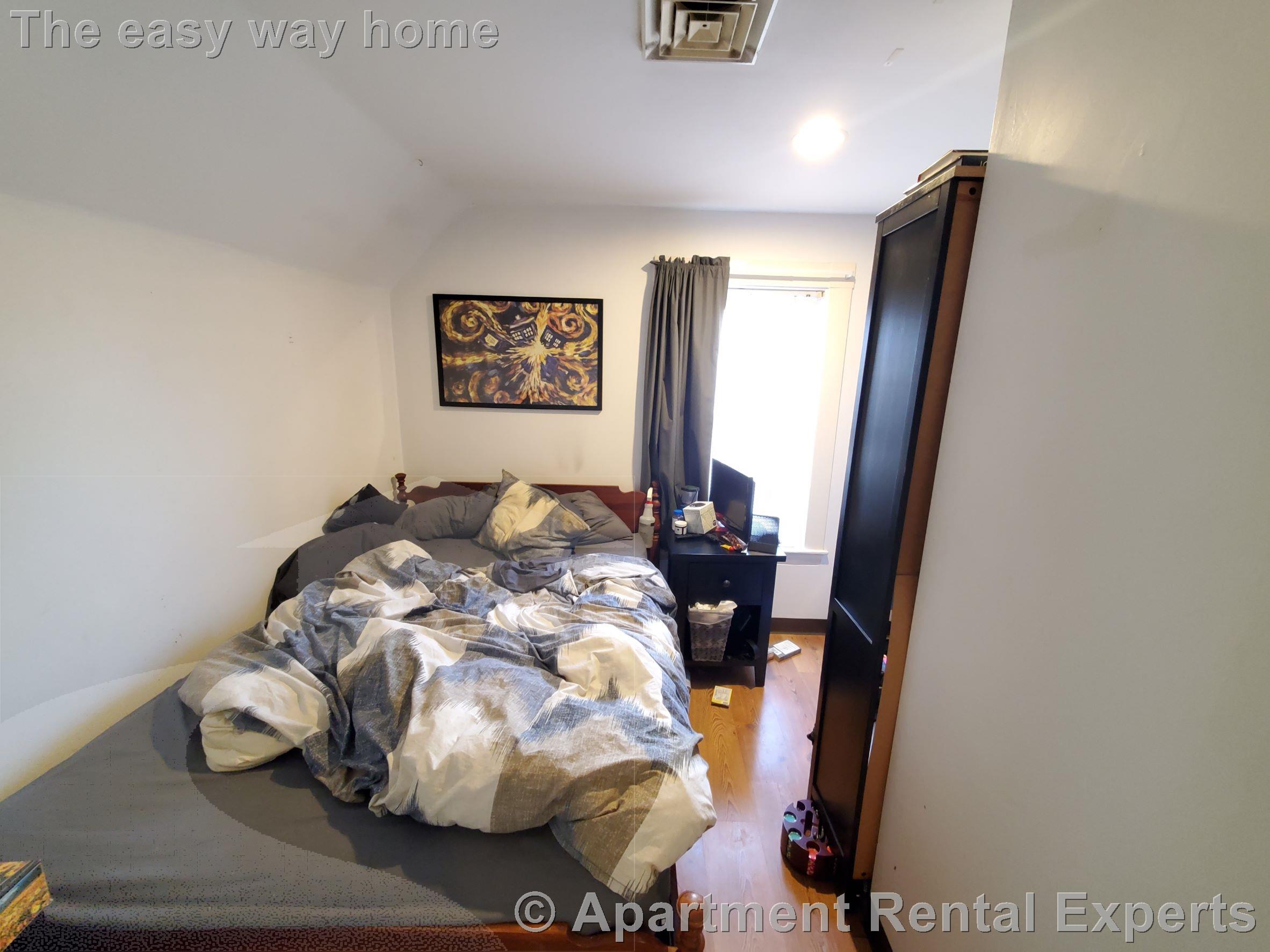 7 Jay St, Davis Square