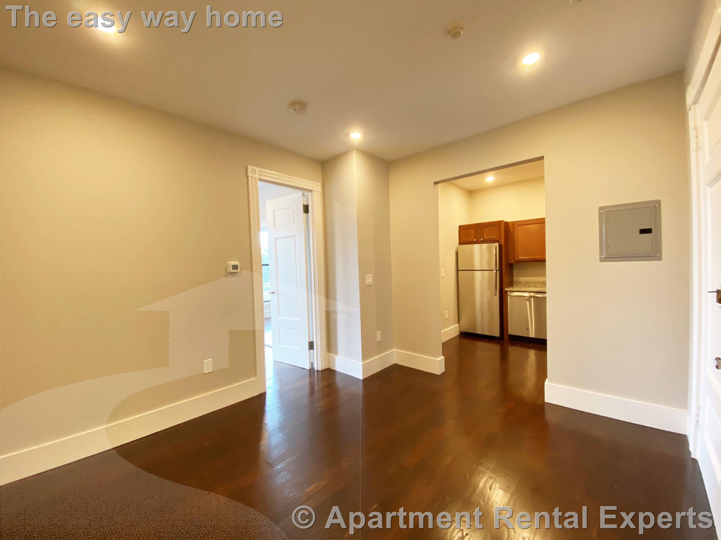 45 Bay State Rd, Back Bay