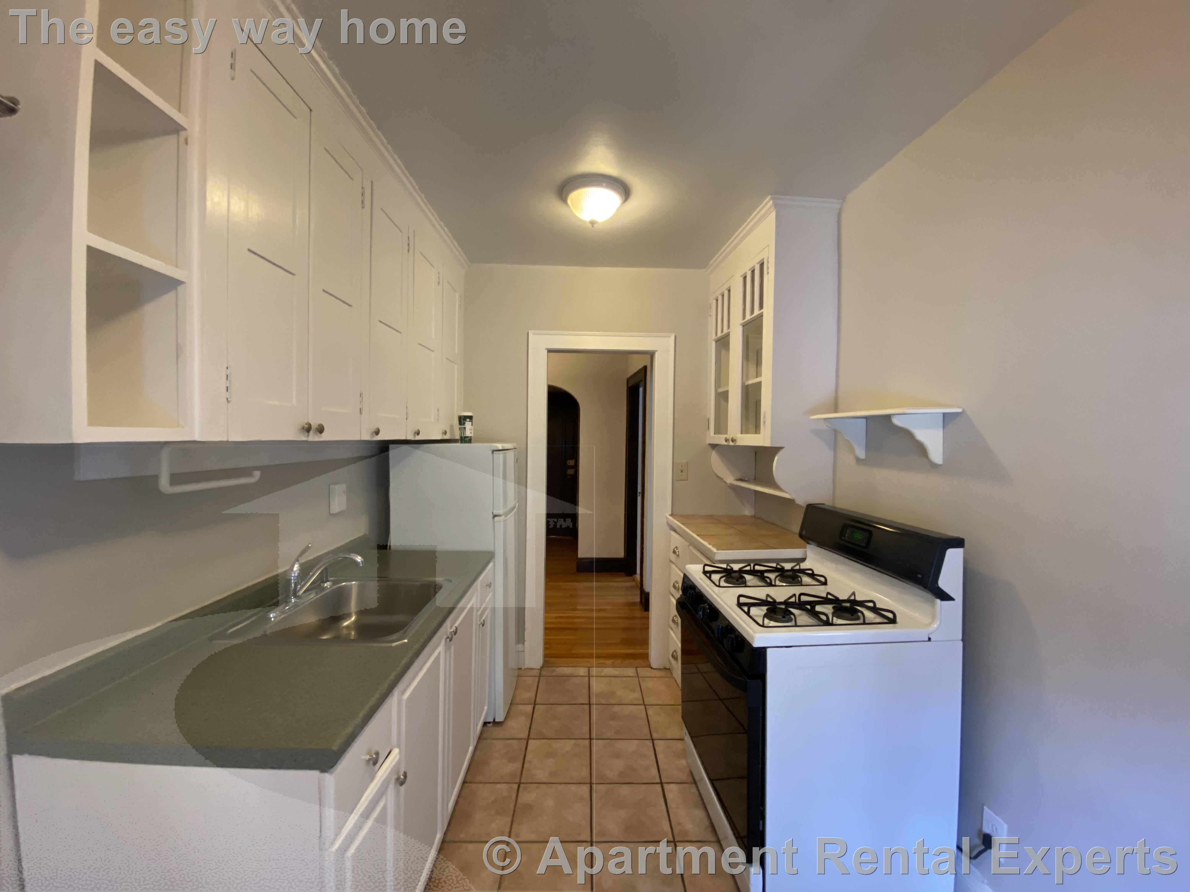 119 College Ave, Davis Square